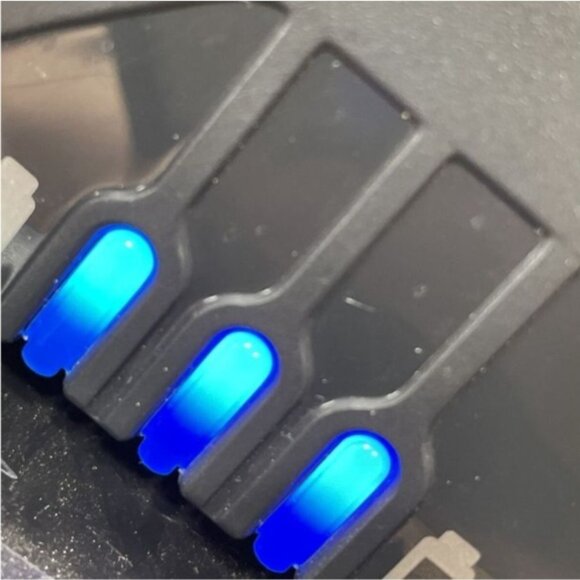 Shark Vacuum XBAT200 ION Power Dual Lithium Battery Power Pack - Picture 6 of 6